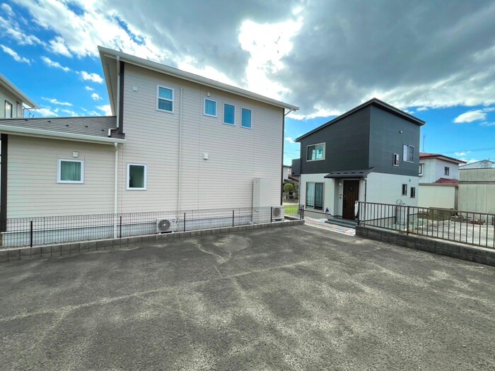 物件内観写真13　(室内からの展望)