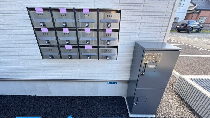 物件外観写真4　(建物設備)