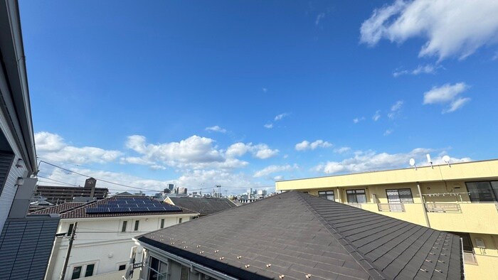 物件内観写真20　(室内からの展望)