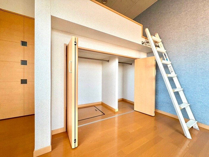 物件内観写真10　(収納)