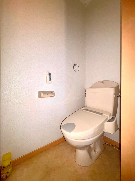 物件内観写真14　(トイレ)