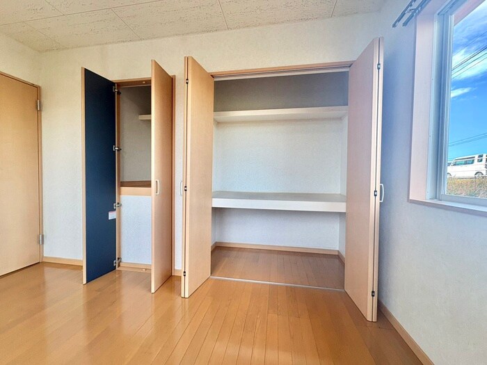 物件内観写真11　(収納)