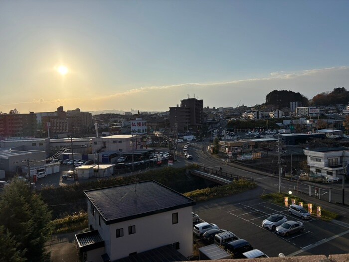 物件内観写真15　(室内からの展望)