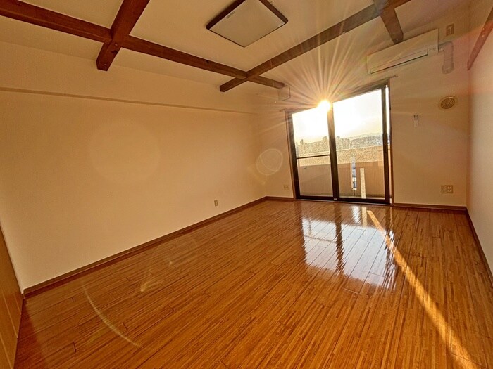 物件内観写真16　(居室)