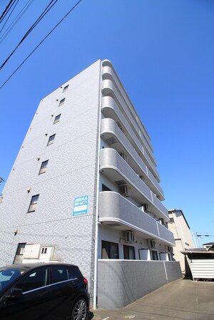シャンベ－ル宮千代外観写真