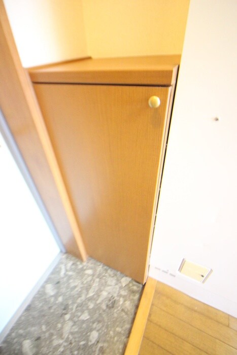 物件内観写真13　(靴箱)