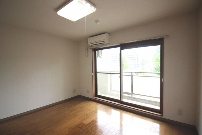 物件内観写真22　(居室)