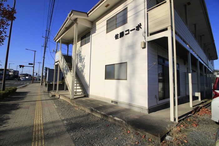 物件外観写真5　(エントランス部分)