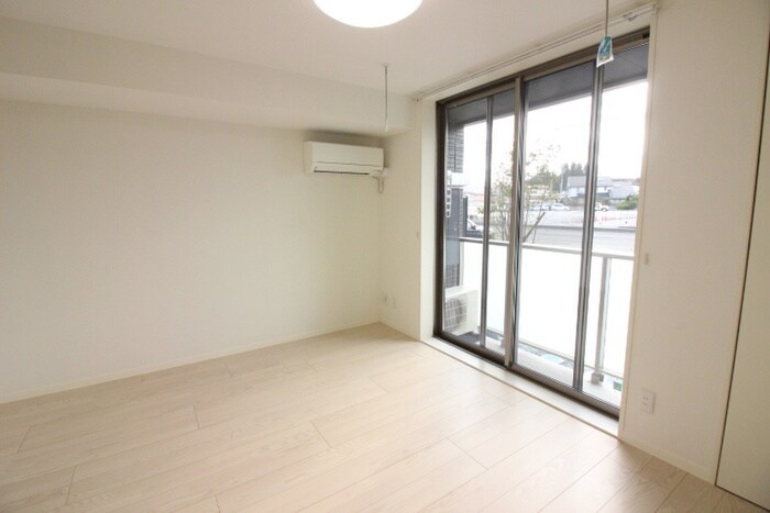 物件内観写真18　(居室)