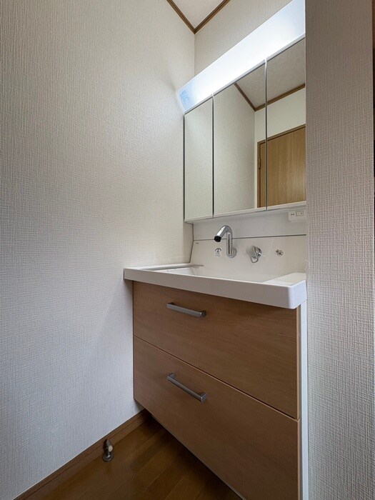 物件内観写真10　(洗面)