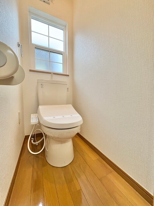 物件内観写真11　(トイレ)