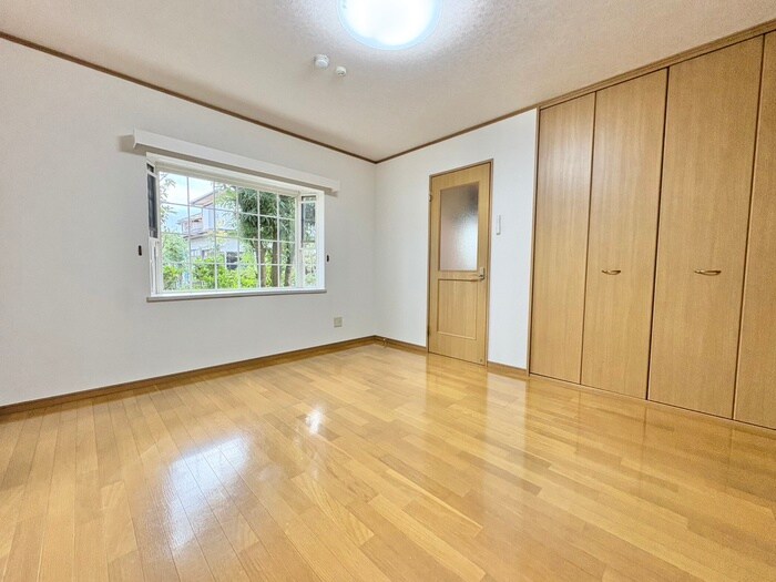 物件内観写真17　(居室)