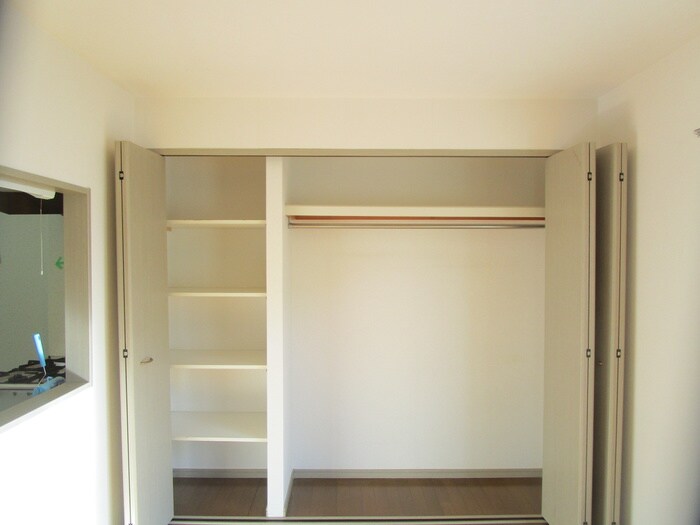 物件内観写真17　(収納)