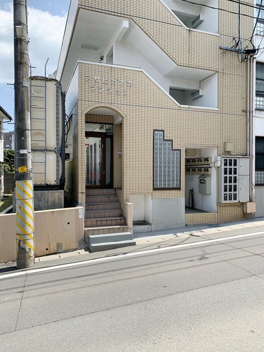 物件外観写真4　(エントランス部分)