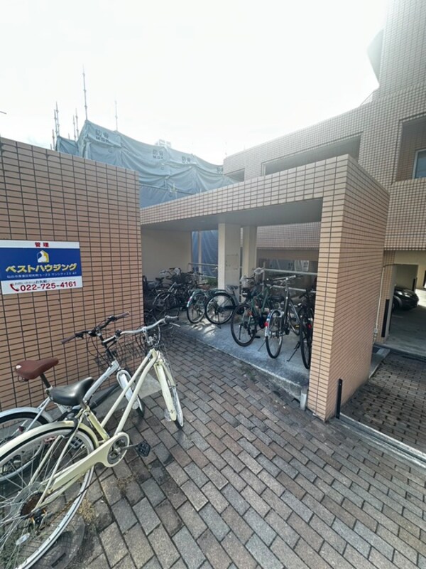 駐輪場