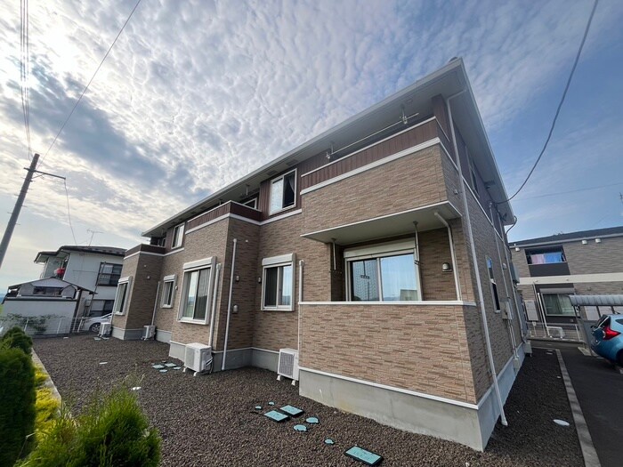 物件外観写真2　(外観写真)