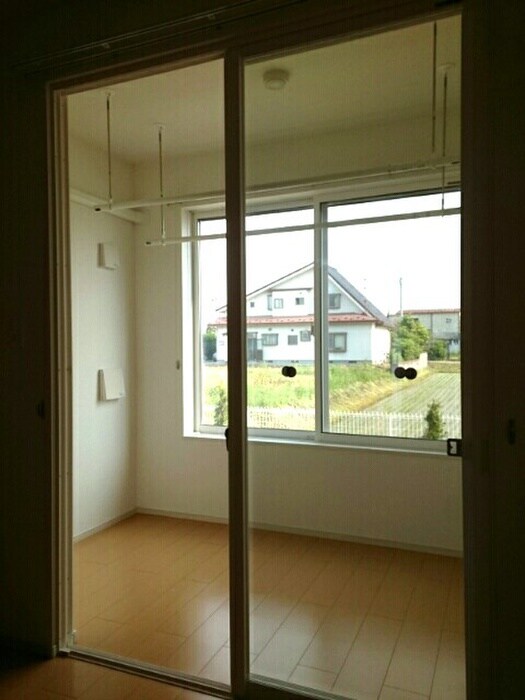 物件内観写真9　(居室)