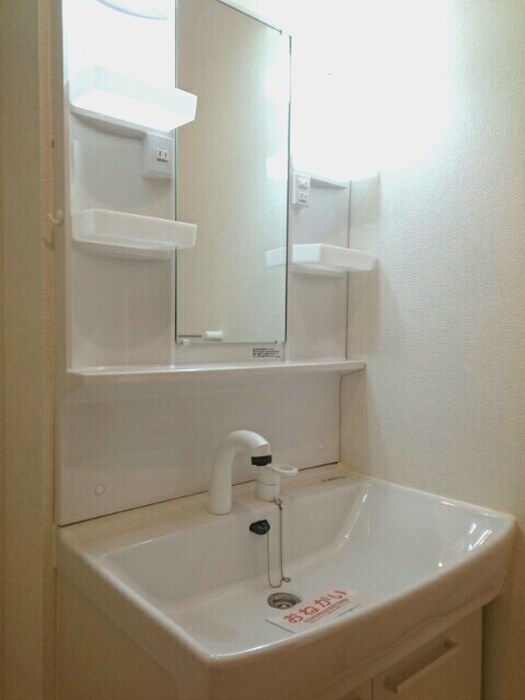 物件内観写真12　(洗面)