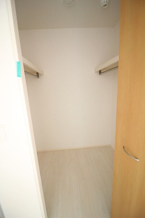 物件内観写真11　(収納)