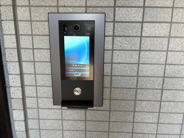 物件外観写真6　(エントランス部分)