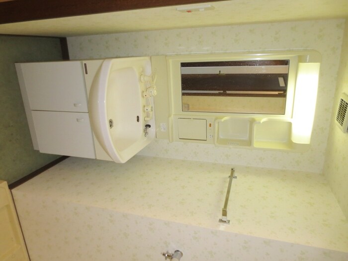 物件内観写真10　(洗面)