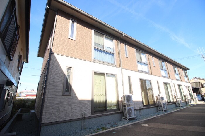 物件外観写真4　(外観写真)