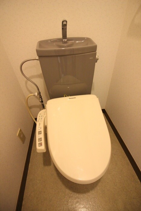 物件内観写真13　(トイレ)