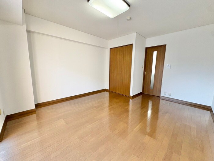 物件内観写真16　(居室)