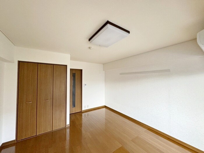 物件内観写真17　(居室)