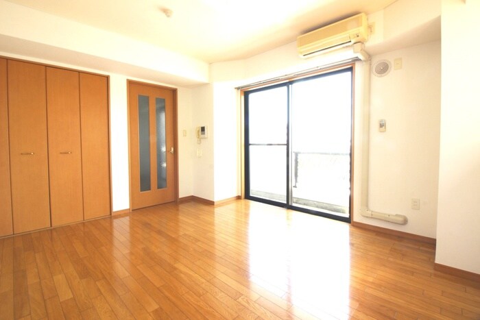 物件内観写真9　(廊下)