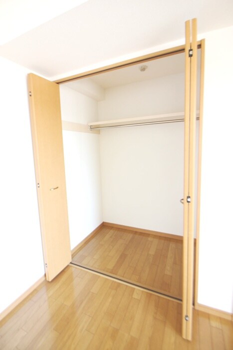 物件内観写真10　(収納)