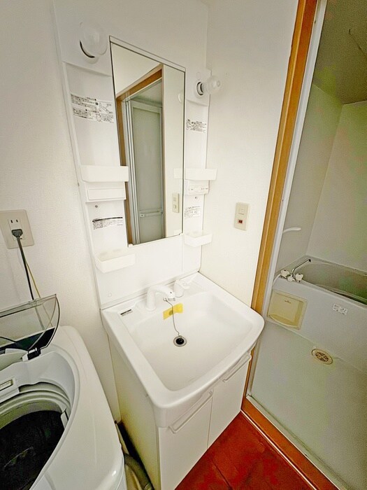 物件内観写真11　(洗面)