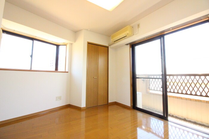 物件内観写真15　(居室)