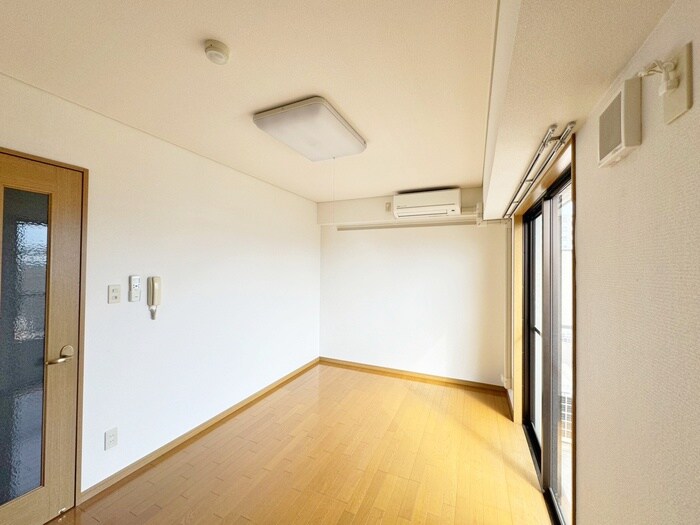 物件内観写真17　(居室)