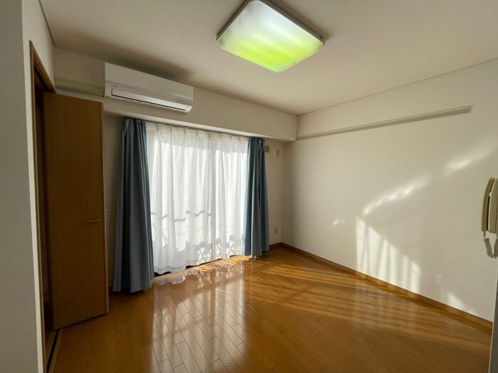 物件内観写真18　(居室)