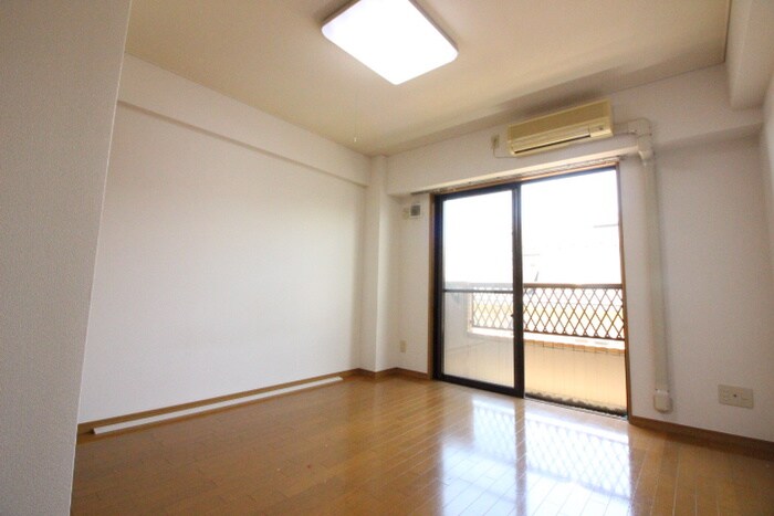 物件内観写真18　(居室)