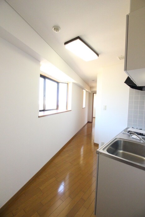 物件内観写真19　(廊下)