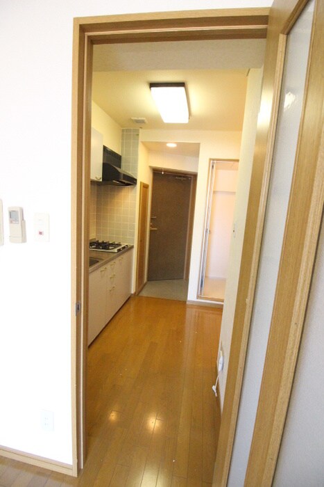 物件内観写真19　(廊下)