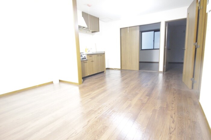 物件内観写真8　(居室)