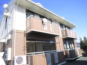 グランデ栗生外観写真