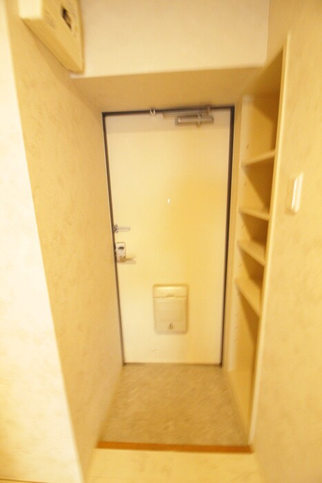 物件内観写真17　(玄関)