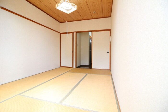 物件内観写真9　(居室)