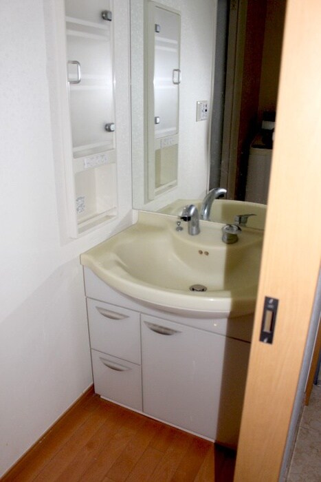 物件内観写真10　(洗面)