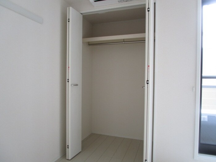 物件内観写真16　(収納)