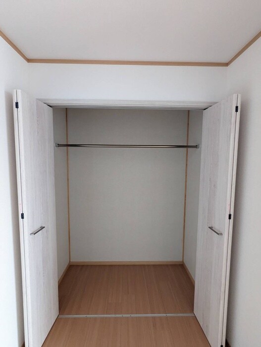 物件内観写真10　(収納)