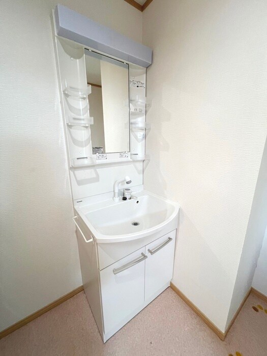 物件内観写真11　(洗面)