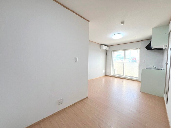 物件内観写真19　(居室)