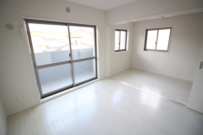 物件内観写真7　(居室)