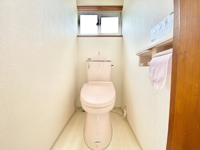 物件内観写真13　(トイレ)