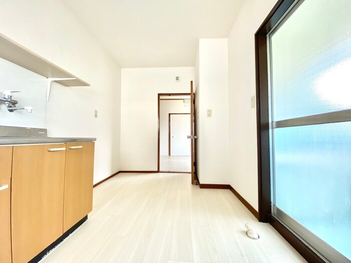 物件内観写真15　(廊下)